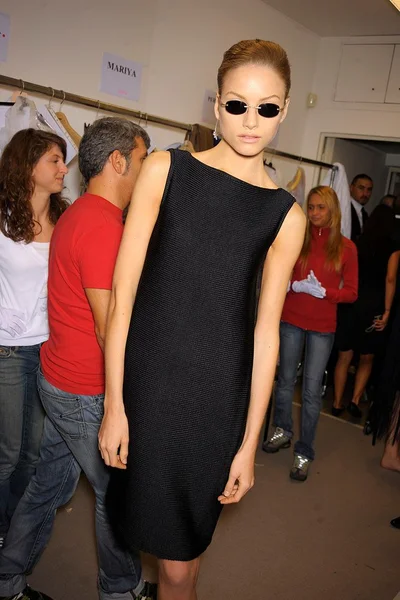 Look 18